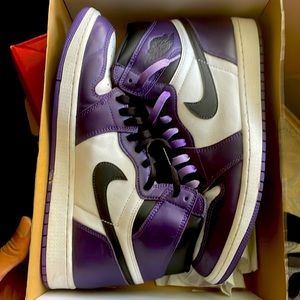 Nike Retro OG court purple ones “mids’